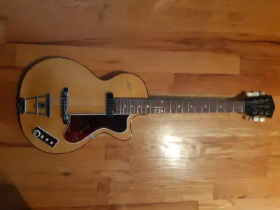 5 Days Left: Hofner John Lennon Club 40 #97/120 Mint! SHIPS!, View more