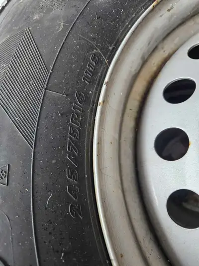4 winter Tires and rims from a 2019 Ford Ranger. Ranger is been sold wheels don't fit my new vehicle...