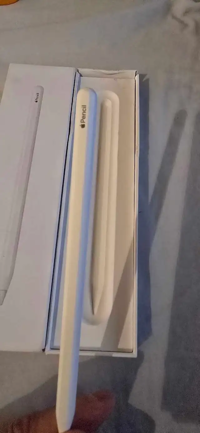 Apple pencil 2 "2nd gen" retail $169 + taxes in iPads & Tablets in Winnipeg - Image 4