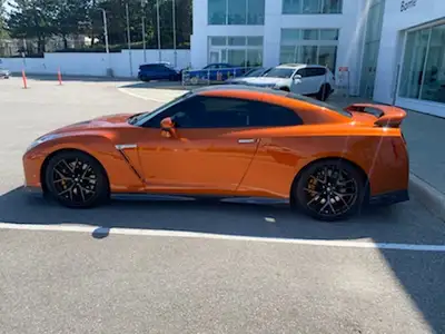 Nissan GT-R 2017 blaze metallic(orange). Clean identification, no accidents, no claims, second owner...