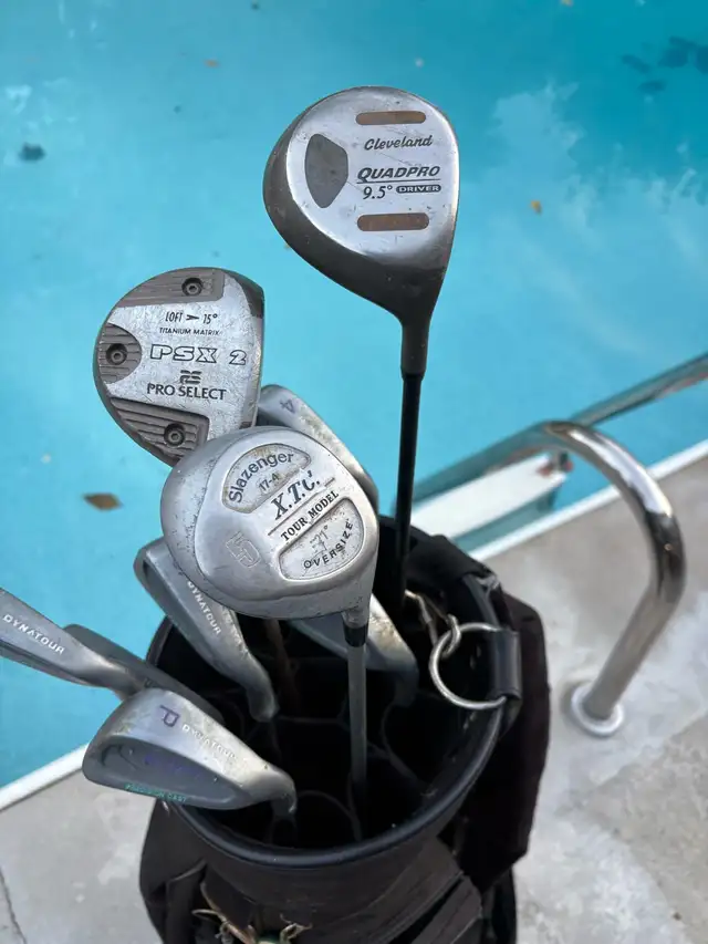 full set of women’s right golf clubs and bag  in Golf in Guelph - Image 4