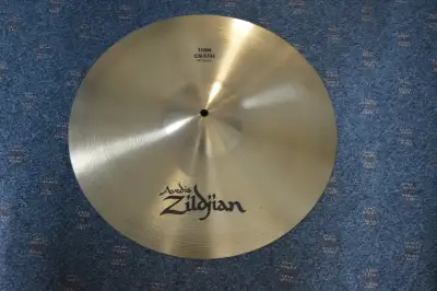 CYMBAL .. NEW ! ! .. ZILDJIAN,  18"  THIN CRASH, View more