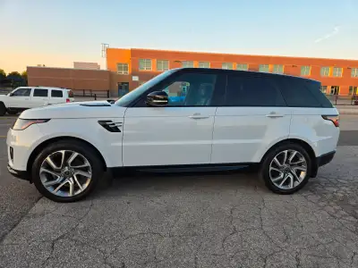 2018 LAND ROVER RANGE ROVER SPORT HSE TD6 DIESEL. Clean vehicle, never been to any accident. Service...