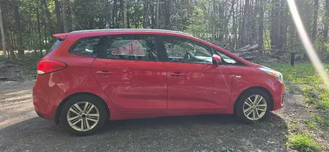 Kia Rondo automatic469587202053263361