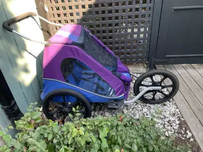 Chariot Cabriolet CTS (child transport system) in great condition and includes bike attachment, repa...
