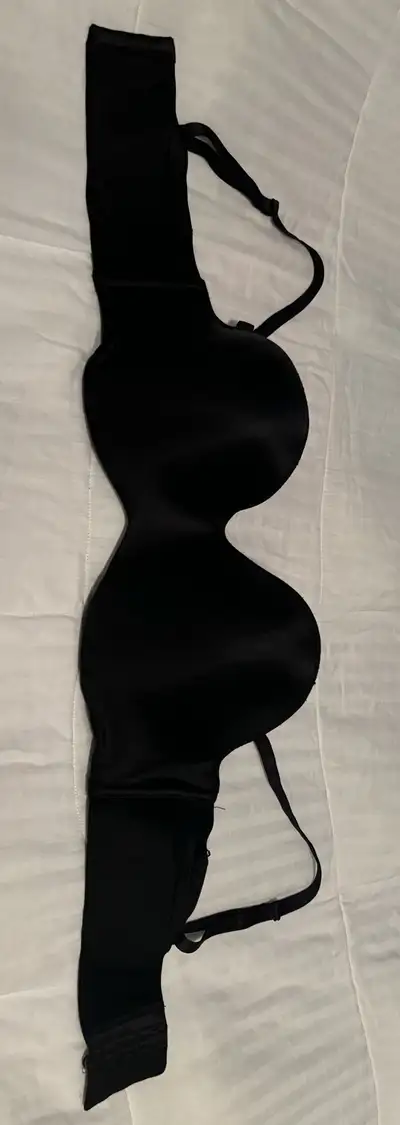 Convertible black bra 4 sale, View more