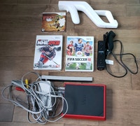 Console wii + accessoires et 3 jeux