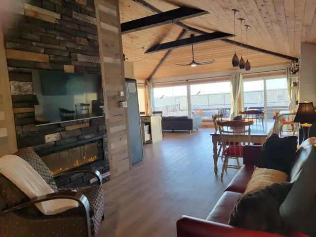 Lake St. Clair Waterfront Cottage for rent with Boat Docking in Ontario in Canada - Image 5