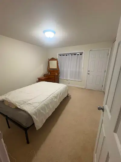 My partner and I looking for renting one of our bedrooms in a townhouse to ONE mature, clean, respon...