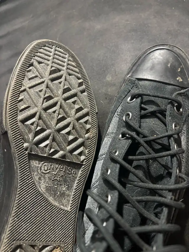Converse Chuck Taylor’s  in Men's Shoes in Trenton - Image 6