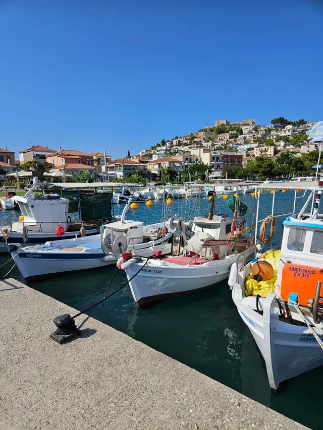 ️ Greece Vacation Condo | 2 BR | Sleeps 6 | 5Min Walk to Beach in Other Countries in Canada - Image 6
