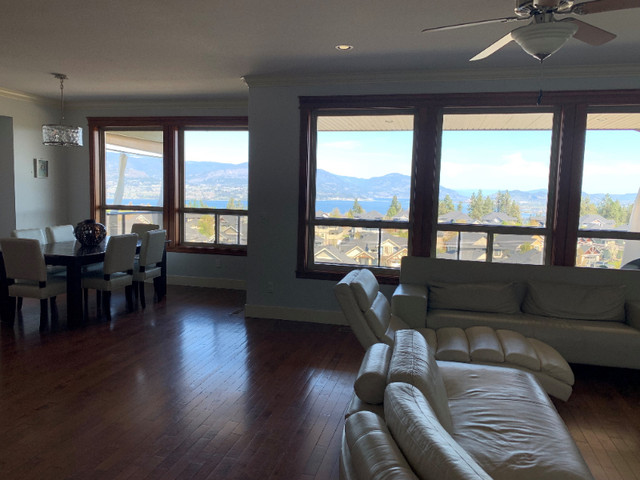 EXECUTIVE FULLY FURNISHED 5 BEDROOM + DEN UPPER MISSION LAKEVIEW in Long Term Rentals in Kelowna - Image 4