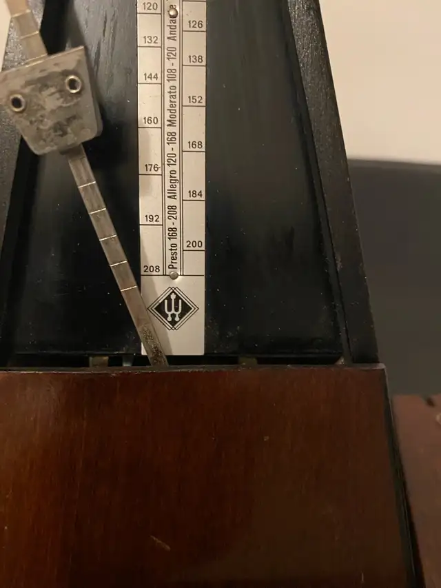vintage Wittner metronome with bell. in Other in Markham / York Region - Image 8