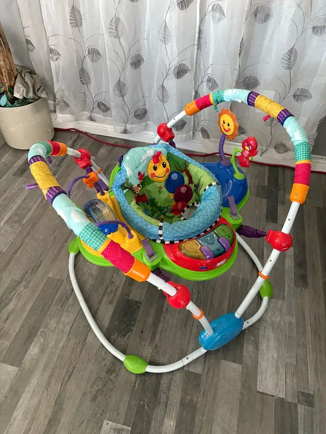 baby einstien exersaucer in Playpens, Swings & Saucers in Sarnia - Image 3