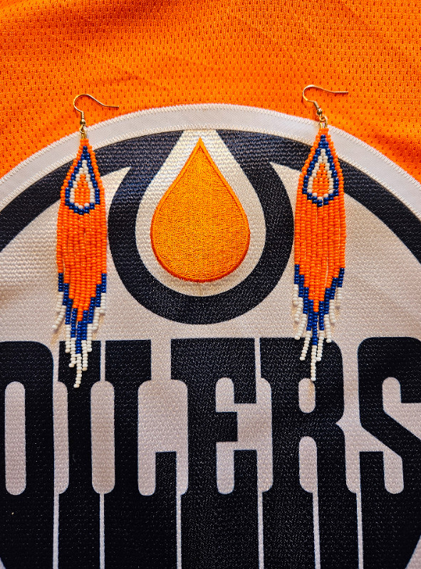 HANDMADE OILERS EARRINGS in Jewellery & Watches in Edmonton