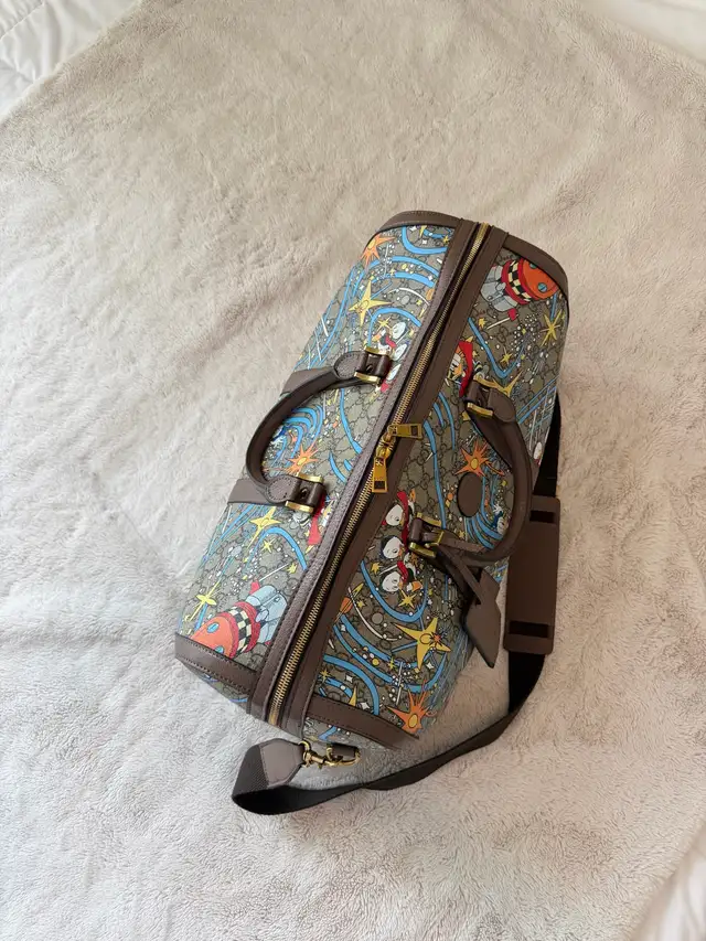Gucci Disney Duffel Bag Brand New in Multi-item in City of Toronto - Image 3