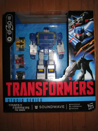 Soundwave Transformers Studio Series '86 Movie Leader, View more