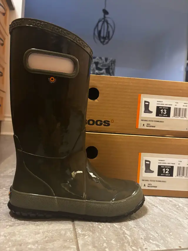Rubber boots - Bogs in Kids & Youth in Ottawa - Image 2
