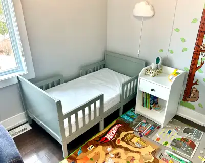 Toddler crib with mattress, View more