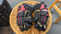 Bauer 12in JR gloves 
