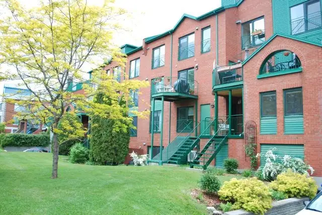 Beautiful condo in the heart of Nun's Island (Ile des Soeurs)62866662287107121