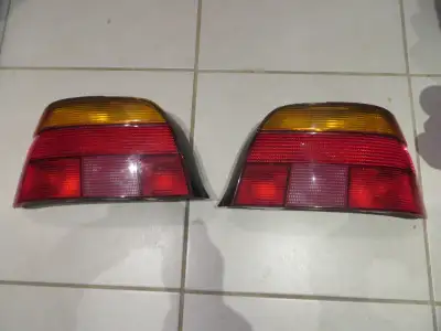BMW Taillights taken of from e39 2003 BMW 540i, Excellent condition, no damage $50 both Please see m...