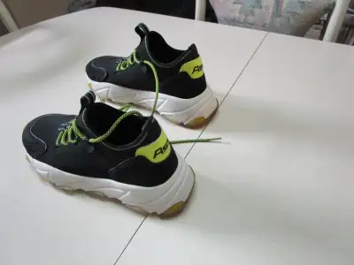 ASH escape neon fashion sneakers women's size 8.5 Men's 6.5, View more