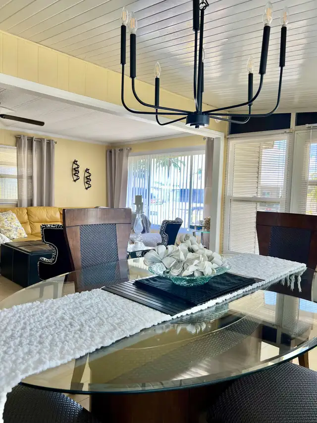 Beautiful Florida Home for Sale in Houses for Sale in St. John's - Image 6