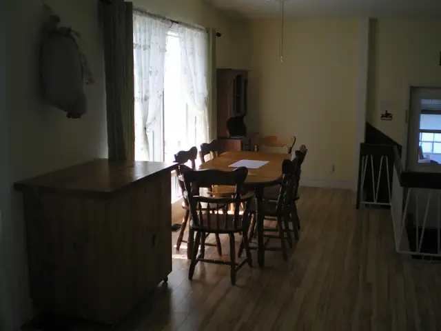 Magnifique chambre étudiant ITA /Cégep in Room Rentals & Roommates in Saint-Hyacinthe - Image 5