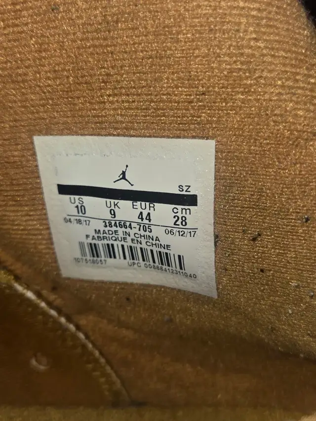 Chaussure de collection Nike Air Jordan 6 in Men's Shoes in Longueuil / South Shore - Image 6