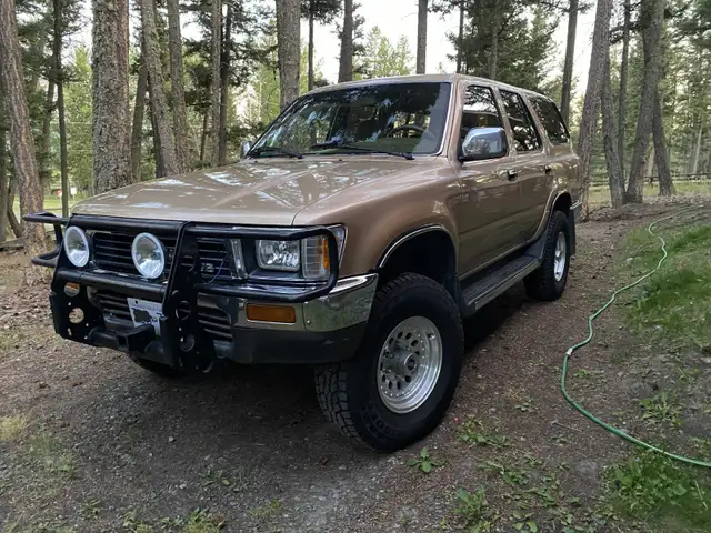 1991 Toyota 4Runner in Cars & Trucks in 100 Mile House - Image 3