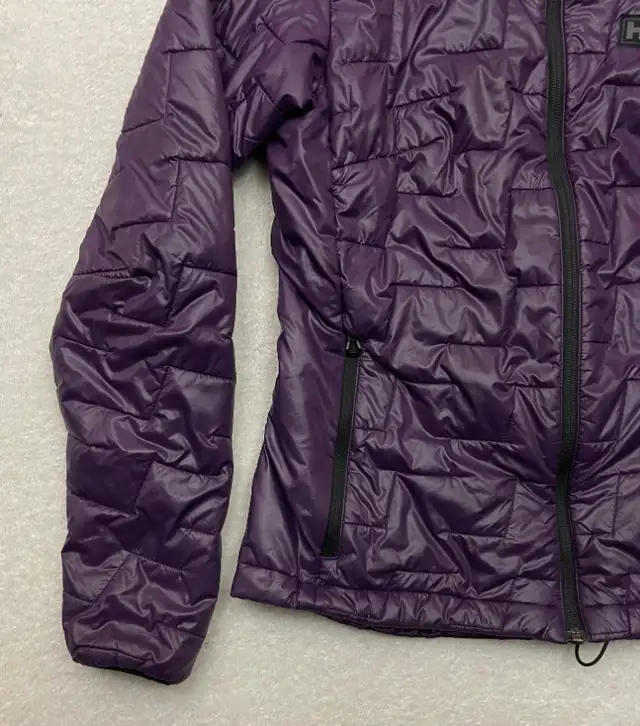 Helly Hansen LIFALOFT Insulator Jacket - Women's Size Small in Women's - Tops & Outerwear in St. Albert - Image 4