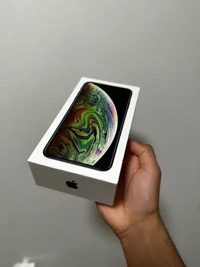 iPhone XS Max 256gb Box, View more