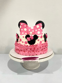 Minnie Mouse birthday cake GTA cakes desserts 