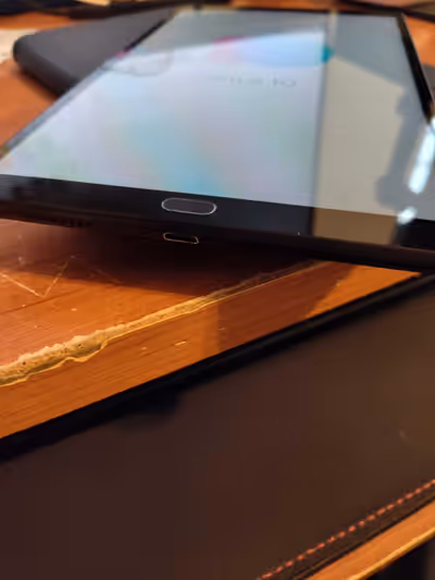 Lire attentivement Tablette Android Xiaomi Mi Pad 4 Plus Écran de 10.1 pouces Supporte carte MicroSD...