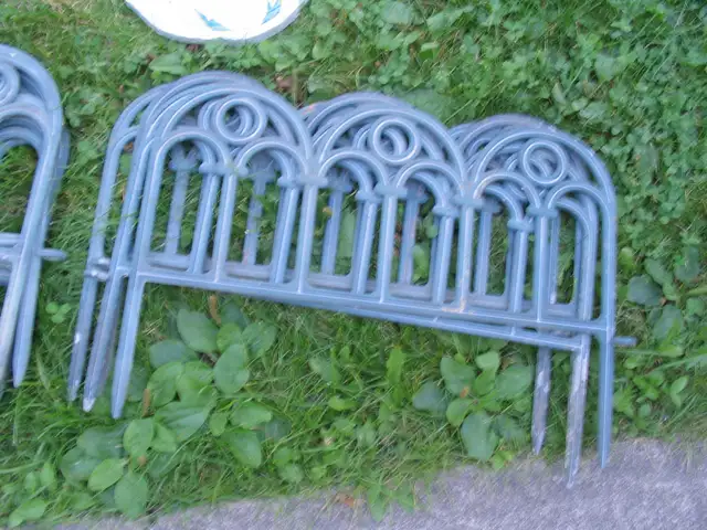 ***$40 FOR ALL***CAST GARDEN EDGING, PLANT POT, STEPPING STONES ...
