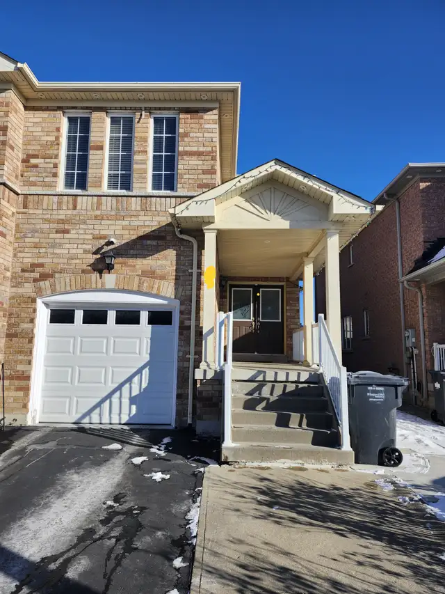 HOUSE FOR RENT – BRAMPTON EAST
