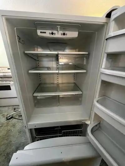 Kenmore Bottom Freezer Fridge, View more