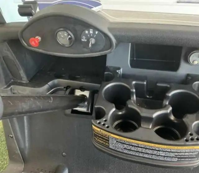 4 seat golf cart in Golf in Prince George - Image 4