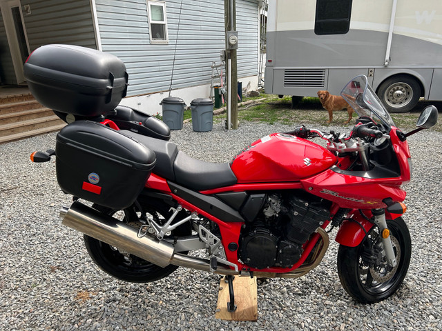 2005 almost pristine Suzuki 650 Bandit in Sport Touring in Vernon - Image 4