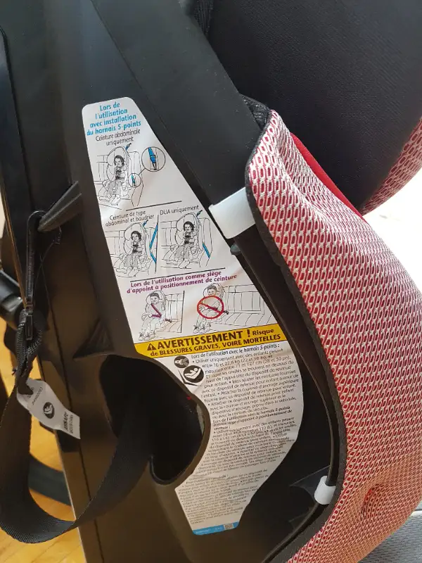 Evenflo car seat in Strollers, Carriers & Car Seats in Oakville / Halton Region - Image 3