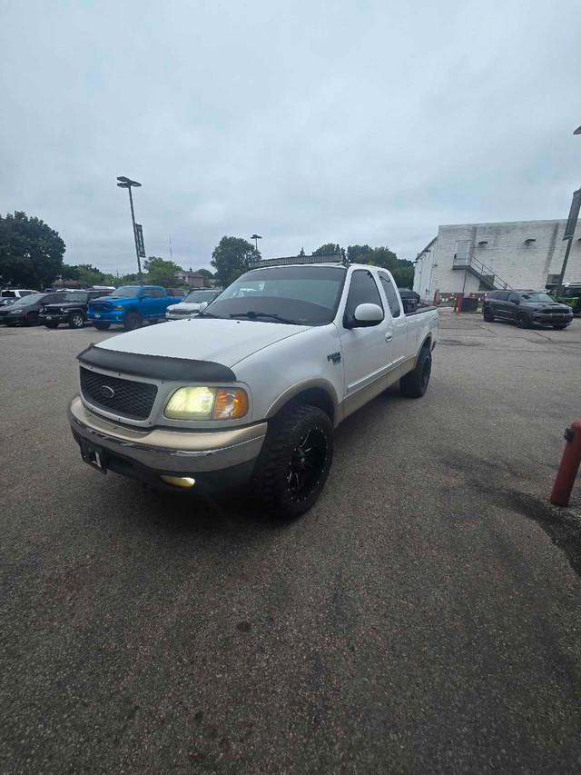 2000 ford f150  in Cars & Trucks in Sarnia - Image 3