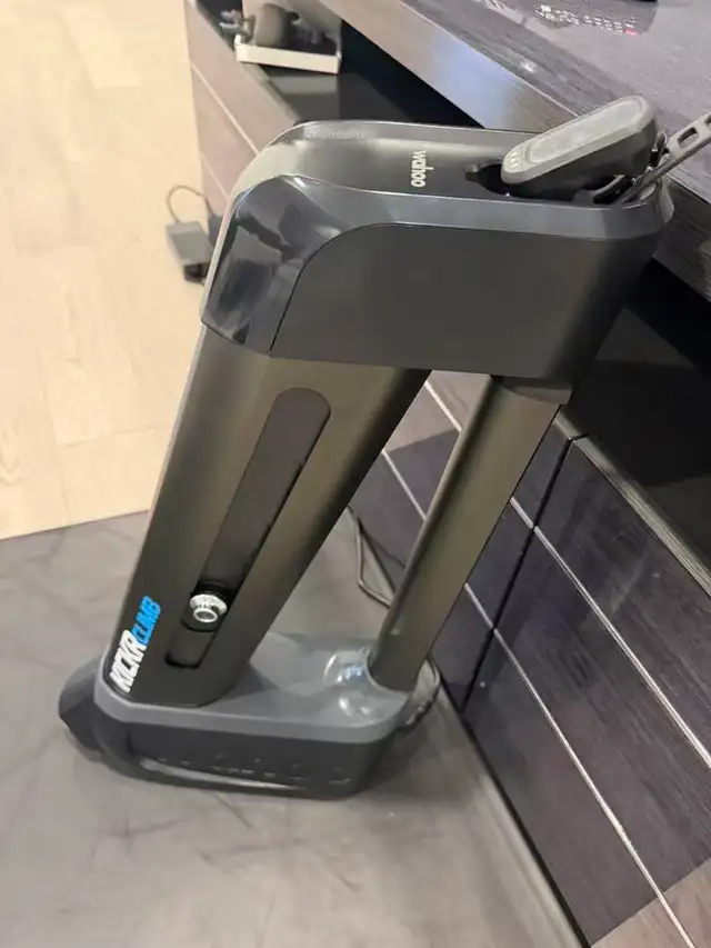 Wahoo KICKR V6 Smart Trainer + KICKR CLIMB – Like New – Full Set ...