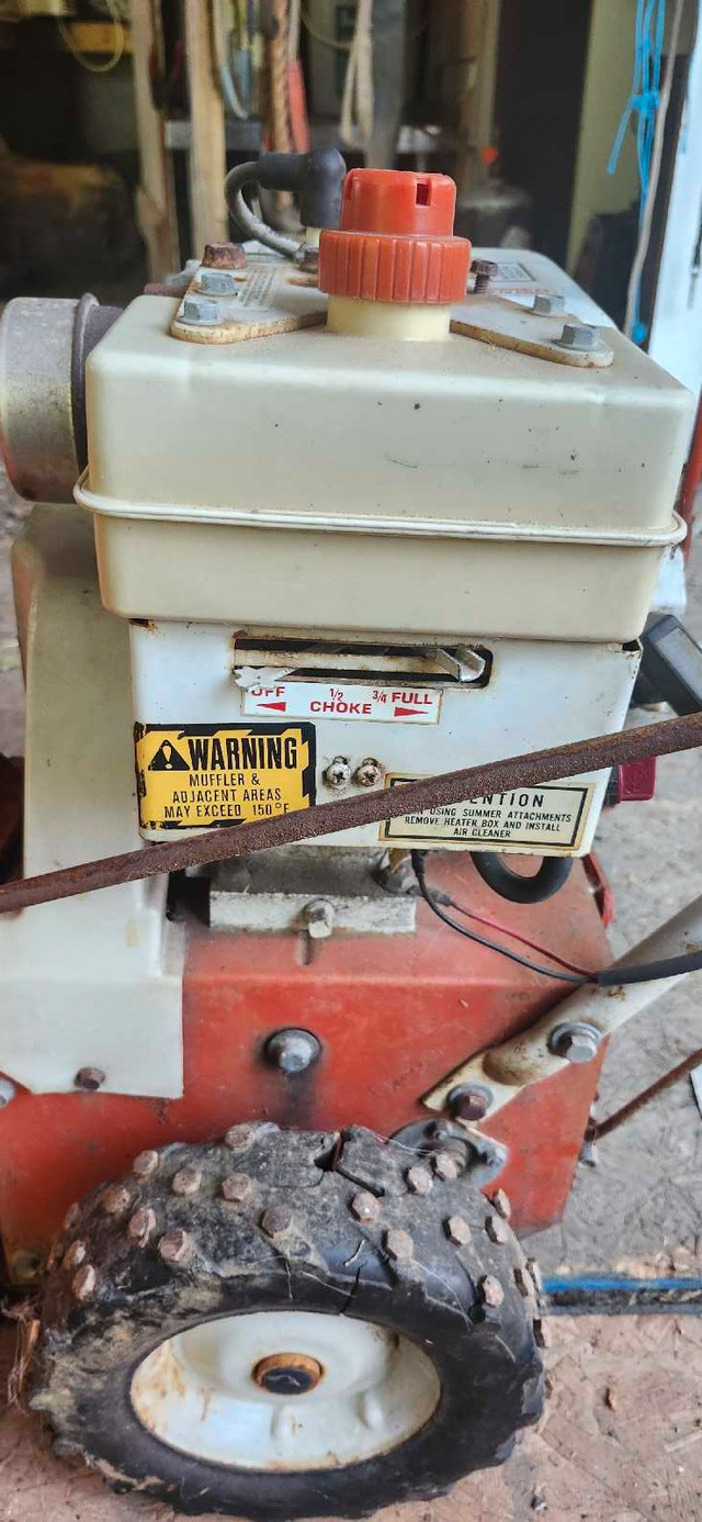 Snowing Blower Ariens in Snowblowers in Chatham-Kent - Image 4