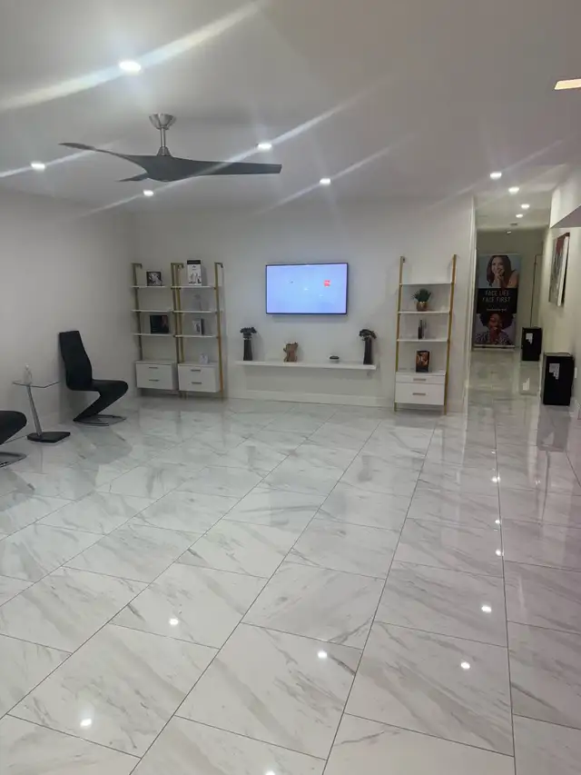 looking to hire an aesthetician in Hair Stylist & Salon in London - Image 3