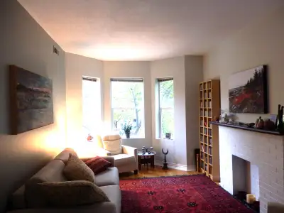 Beautiful Renovated Brownstone 1 BR for rent