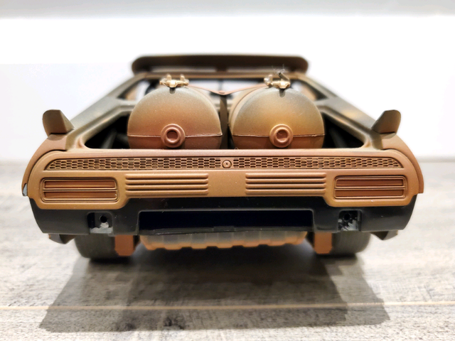 1:18 Diecast Autoart Mad Max 2 Road Warrior Interceptor Muddy NB