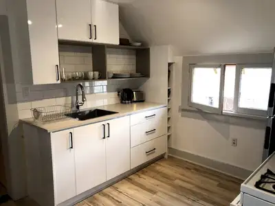 One Bedroom Apt on Silica St, Nelson BC