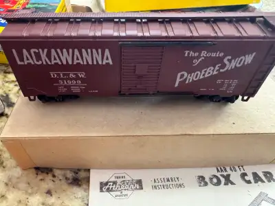 Athearn Lackawanna The Route of Phoebe snow box car, View more