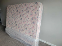 Matress Queen size 7'x5'